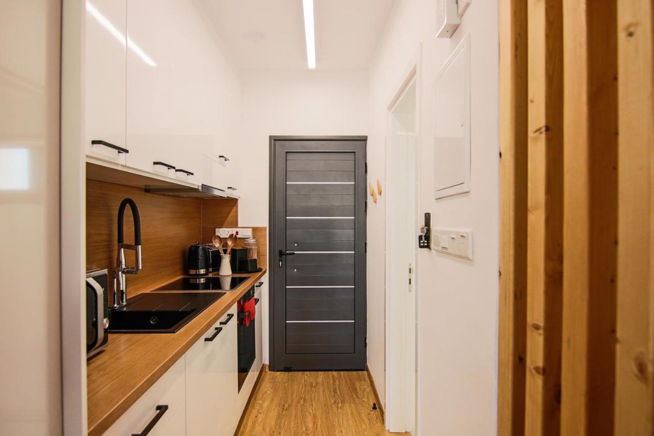 Appartamento Phaedrus Living Seaside Luxury Flat Athina 109 Paphos Esterno foto